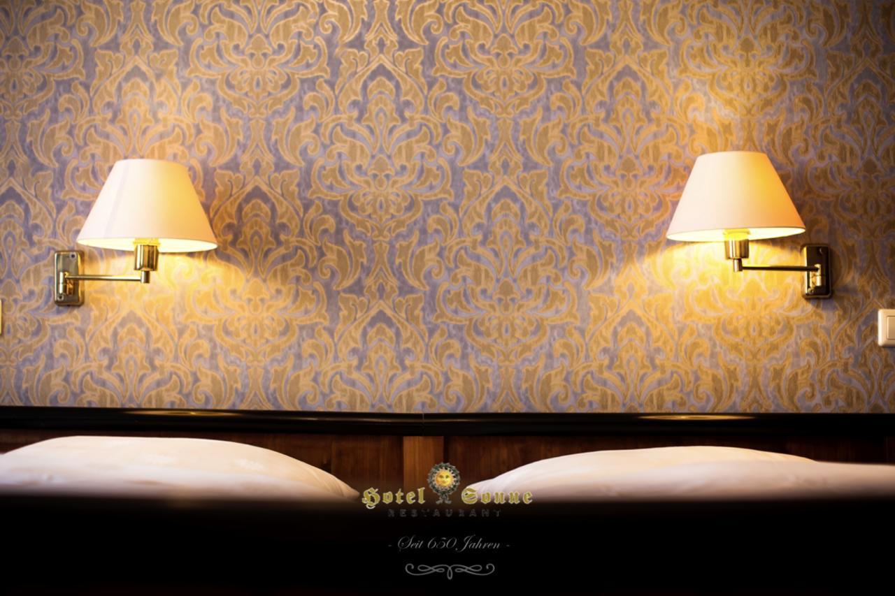 Hotel Sonne Оффенбург Экстерьер фото